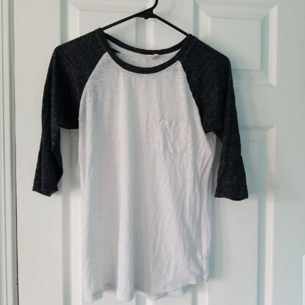 Baseball quarter sleeved top